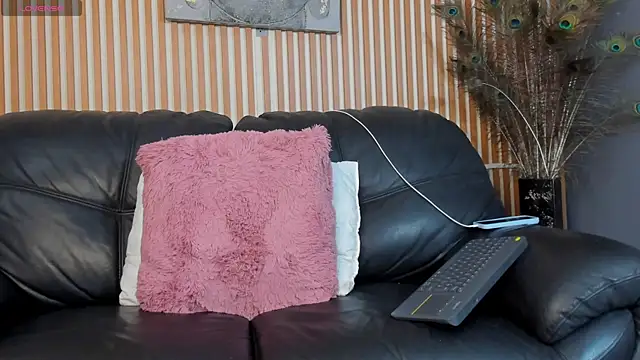 Veronica Black18 online show from 07/15/26, 10:48