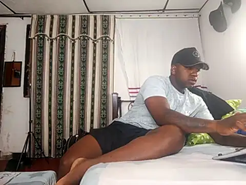 Hector-black online show from 04/25/26, 03:42