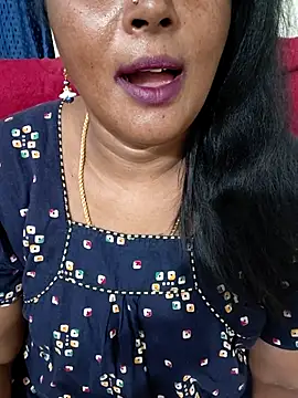 Sunitha-tamilponu online show from 06/18/26, 06:13