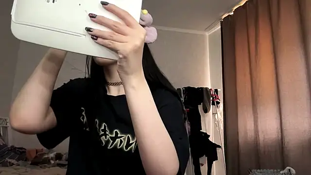 LouisePavlides online show from 05/10/26, 02:00
