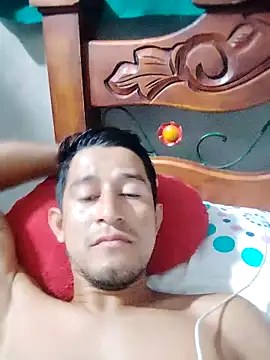 chicolargo17 online show from 05/08/26, 11:37