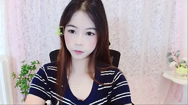Snapshot of isadora1314 chatting on 07/01/26, 01:18 isadora1314 online show from 07/01/26, 01:18