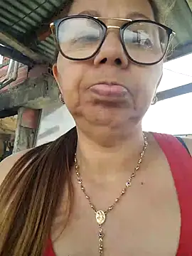 Snapshot of Ladymilf12 chatting on 06/30/26, 04:08 Ladymilf12 online show from 06/30/26, 04:08