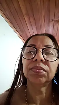Snapshot of Ladymilf12 chatting on 07/12/26, 05:59 Ladymilf12 online show from 07/12/26, 05:59