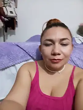 Luna Morch online show from 05/25/26, 06:52