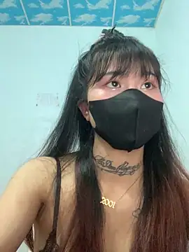 Lilyy18 online show from 04/30/26, 01:06