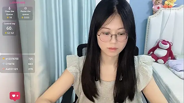Luna-666 online show from 05/17/26, 03:04