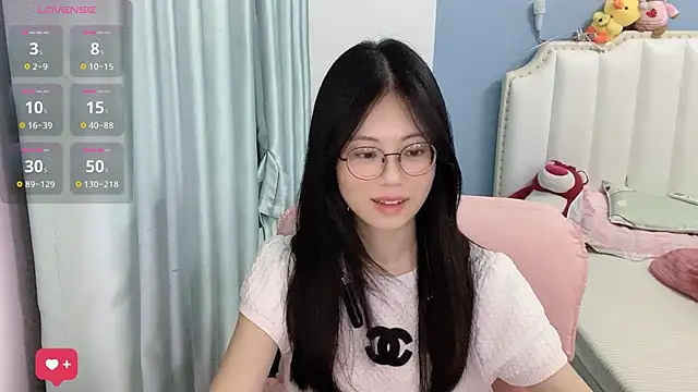 Snapshot of Luna-666 chatting on 06/26/26, 11:58 Luna-666 online show from 06/26/26, 11:58