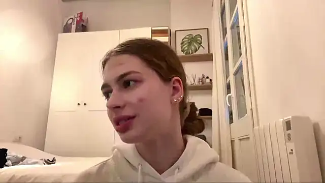 JacquelyneDelgado online show from 04/30/26, 05:19