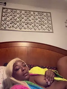 niketechfreak online show from 04/28/26, 03:22