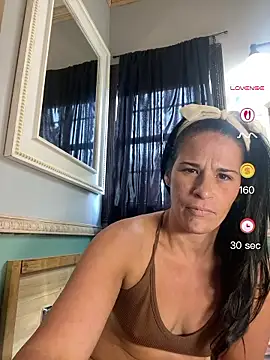 Vanessa Valentine online show from 07/22/26, 02:42