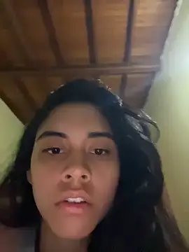 mia moonna online show from 05/05/26, 10:12