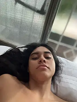 mia moonna online show from 05/31/26, 12:01