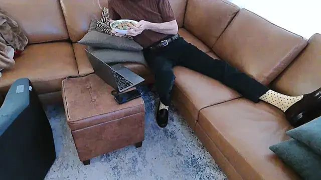 Snapshot of gaydandyboy chatting on 06/01/26, 05:47 gaydandyboy online show from 06/01/26, 05:47