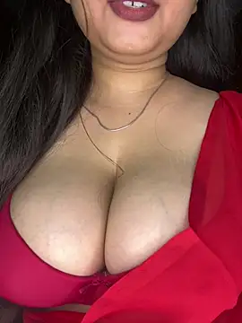 Naughty pooja44 online show from 05/27/26, 07:55