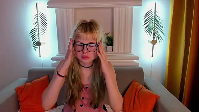 Snapshot of Ammelia_Backerr chatting on 04/30/26, 01:12 Ammelia Backerr online show from 04/30/26, 01:12