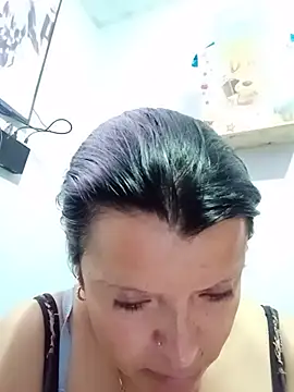 Snapshot of Samantha_Kieran chatting on 05/23/26, 04:11 Samantha Kieran online show from 05/23/26, 04:11