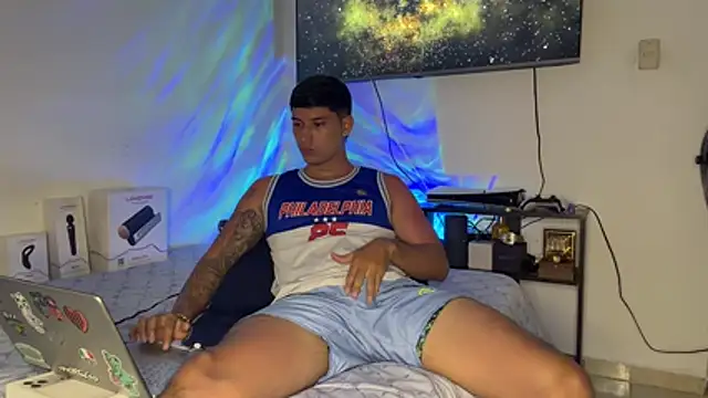SexxxySquirterStev777 online show from 05/04/26, 03:08