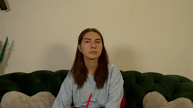 AlisaAlarie online show from 05/17/26, 06:55