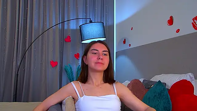 AlisaAlarie online show from 06/05/26, 06:52