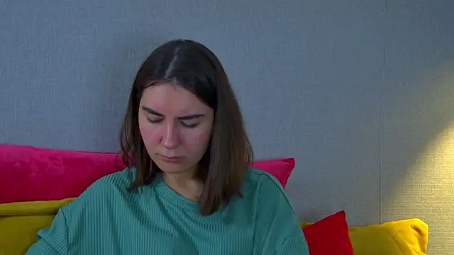 AlisaAlarie online show from 06/18/26, 06:57