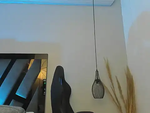Snapshot of antonella_zapata chatting on 06/05/26, 02:12 antonella zapata online show from 06/05/26, 02:12