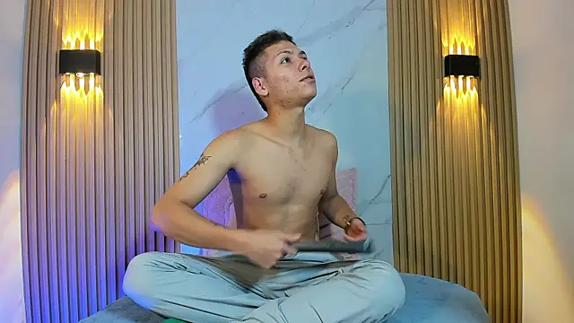 IM ANGELPRESTON online show from 05/05/26, 11:29