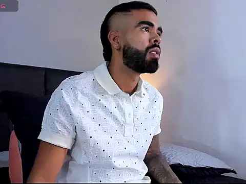  kameron9811 online show from 05/14/26, 10:16