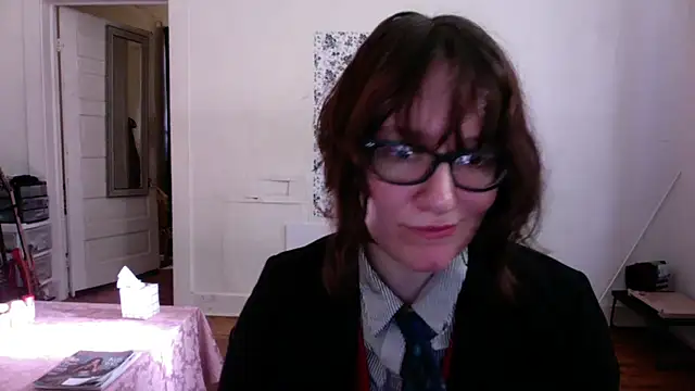 AnnywnBelle online show from 05/02/26, 10:04