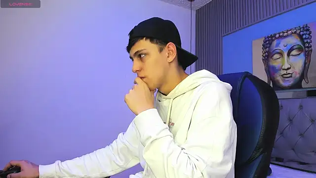 Ethanx18  online show from 06/27/26, 04:39