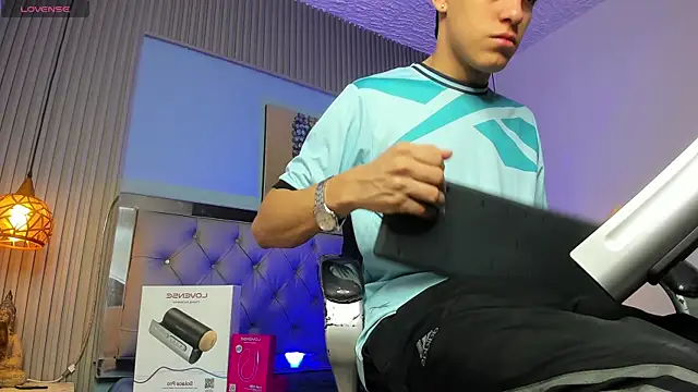 Ethanx18  online show from 07/08/26, 03:44