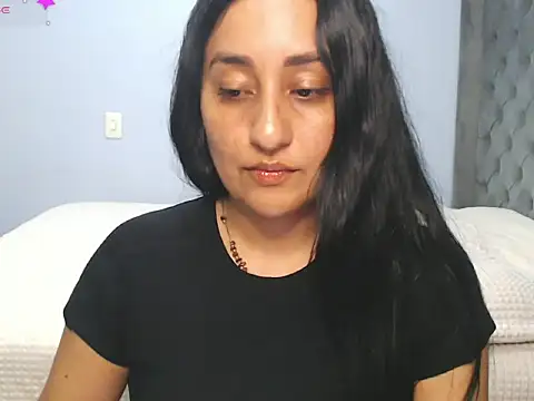 Snapshot of erotic_lov chatting on 07/04/26, 10:38 erotic lov online show from 07/04/26, 10:38