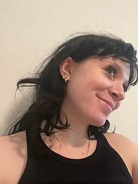 kaygbbmama online show from 04/28/26, 04:34