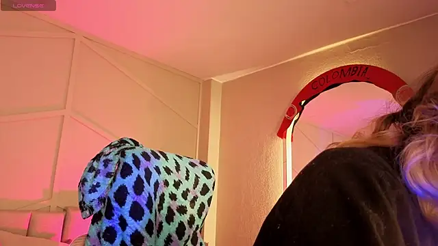 Rossiee huntt online show from 06/23/26, 01:09