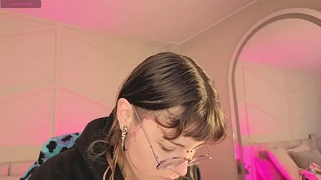 Rossiee huntt online show from 07/03/26, 12:44
