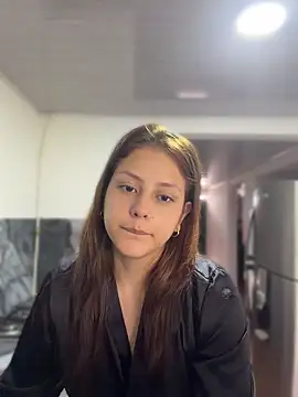 HayleyRoss  online show from 06/24/26, 05:45