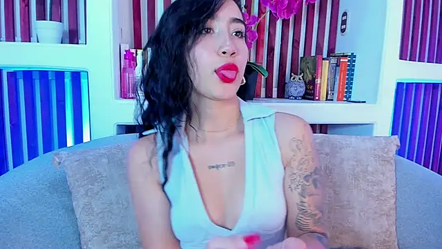 AshleyGross  online show from 05/21/26, 08:05