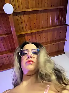RenataVelasquez online show from 06/16/26, 03:53