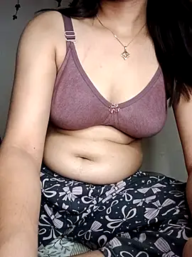 sexy pritii online show from 06/12/26, 05:28