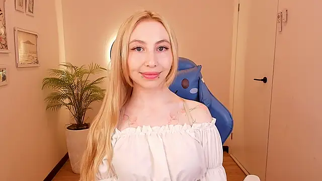 MilkChoc0late online show from 05/27/26, 02:30