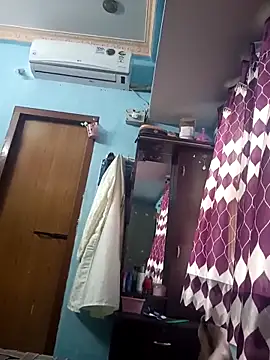 fun boy 33 online show from 04/29/26, 05:33