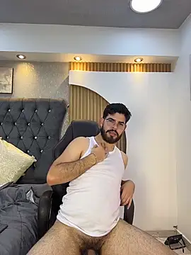 Snapshot of DomBoy_ chatting on 05/19/26, 01:56 DomBoy online show from 05/19/26, 01:56
