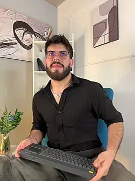 Snapshot of DomBoy_ chatting on 06/14/26, 08:00 DomBoy online show from 06/14/26, 08:00