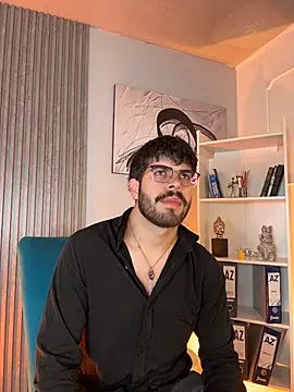Snapshot of DomBoy_ chatting on 07/02/26, 08:04 DomBoy online show from 07/02/26, 08:04