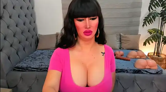 Snapshot of PlayfullMaria chatting on 12/02/24, 07:36 PlayfullMaria online show from 12/02/24, 07:36