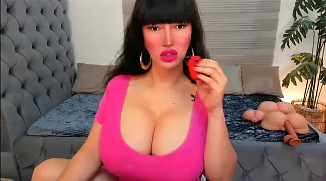 Snapshot of PlayfullMaria chatting on 12/30/24, 01:14 PlayfullMaria online show from 12/30/24, 01:14