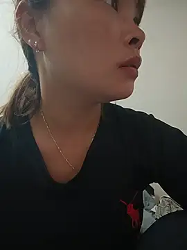 Hazel Nova online show from 07/22/26, 12:57