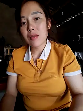 Snapshot of linhkun1 chatting on 05/05/26, 07:27 linhkun1 online show from 05/05/26, 07:27