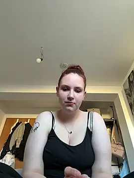 CuteBeaX online show from 05/22/26, 05:18