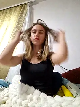 Lisahoppii online show from 05/20/26, 03:40